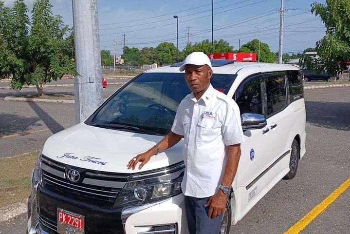 Private Transfers To/From Kingston & Airport (KIN) Across Jamaica