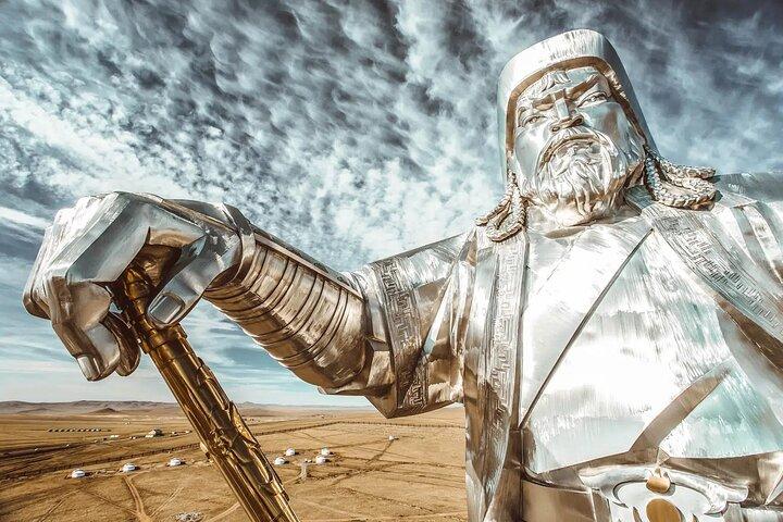 Chinggis Khaan Statue and Turtle Rock Day Tour