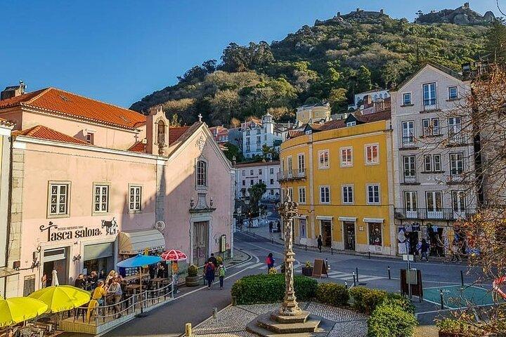 Private Sintra, Pena Palace and Cascais Day Tour