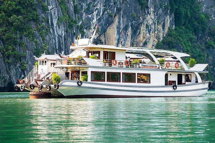 Halong Bay Discovery Cruise Luxury 1 Day