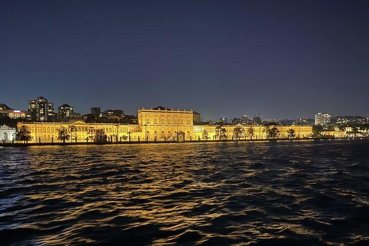 Bosphorus Night Lights: Guided Cruise With Tea and Cookies