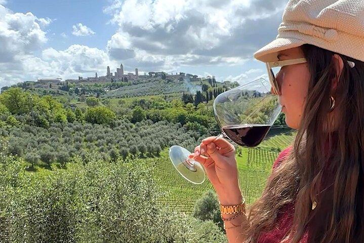 Quick Tuscan escape from Florence: San Gimignano &Wine Experience