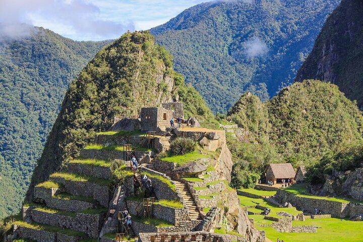 Explore Machu Picchu Private Guided Tour from Aguas Calientes