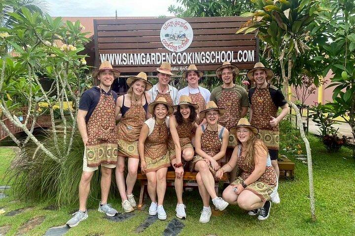 Cooking Evening Class Chiang Mai Visit Organic Garden and Market
