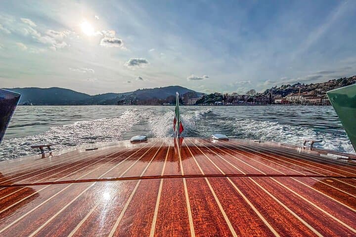 Lake Como Private Wooden Boat Tour & Italian Glamour