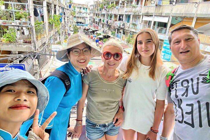 Ho Chi Minh City Tour by Motorbike with Female Riders | KissTour