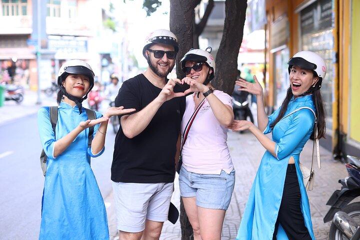 Ho Chi Minh City Tour by Motorbike with Female Riders | KissTour