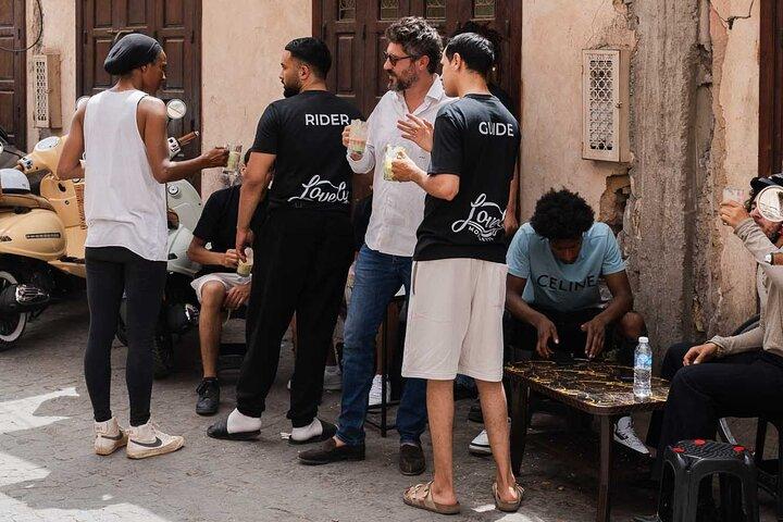 Lovely – Golden Hour – Medina Iconic Tour