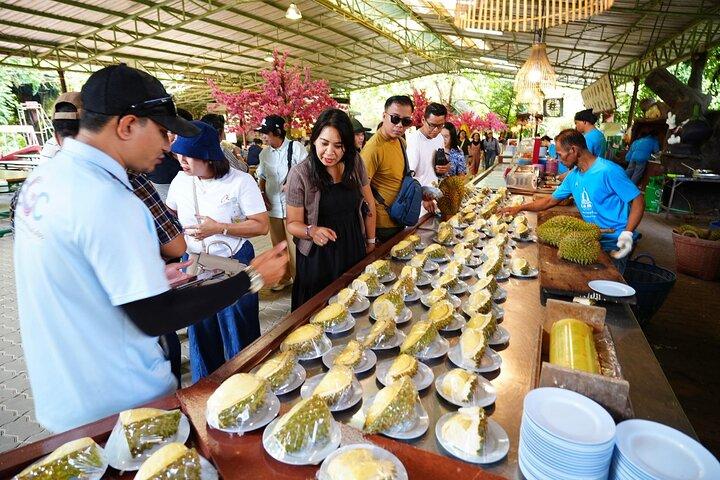 Full day in Pattaya Rayong with Durian Buffet at Suphattra Farm