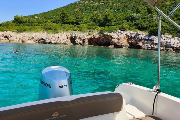 BLUE CAVE & ELAPHITI ISLANDS 4 HOURS ALL INCLUSIVE boat tour