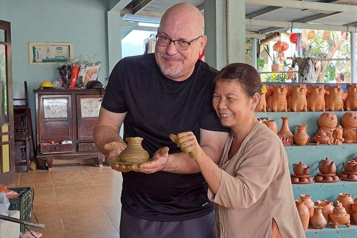 Hanoi Countryside Half-day Jeep Tour: Bat Trang Ceramic Village