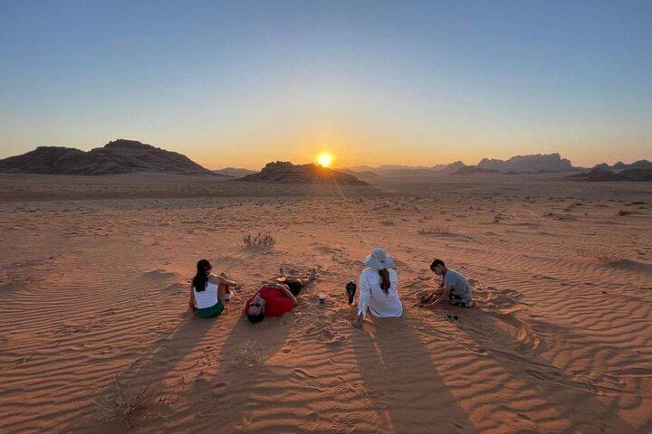 2 Hour Jeep Tour (Morning or Sunset) Wadi Rum Desert Highlights