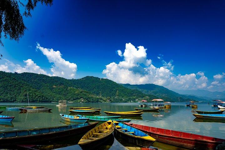 Pokhara: Private Sightseeing Tour with Sarangkot Sunrise Trip