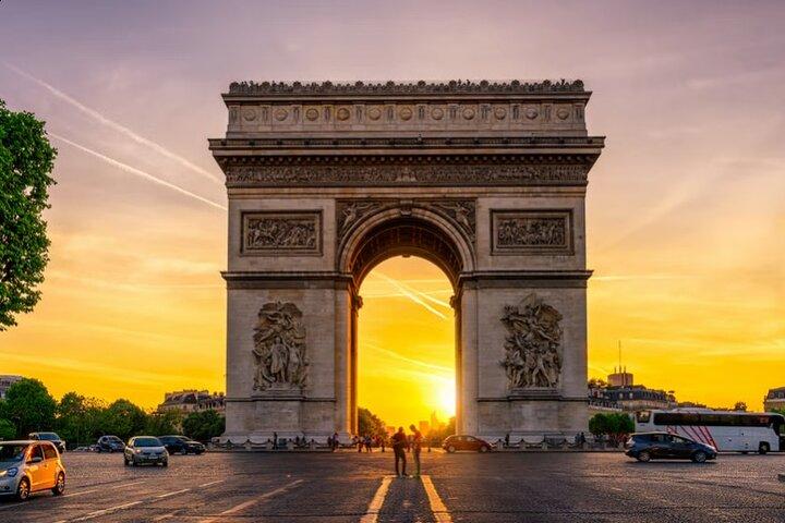 Arc de Triomphe Rooftop Ticket and Seine River Cruise