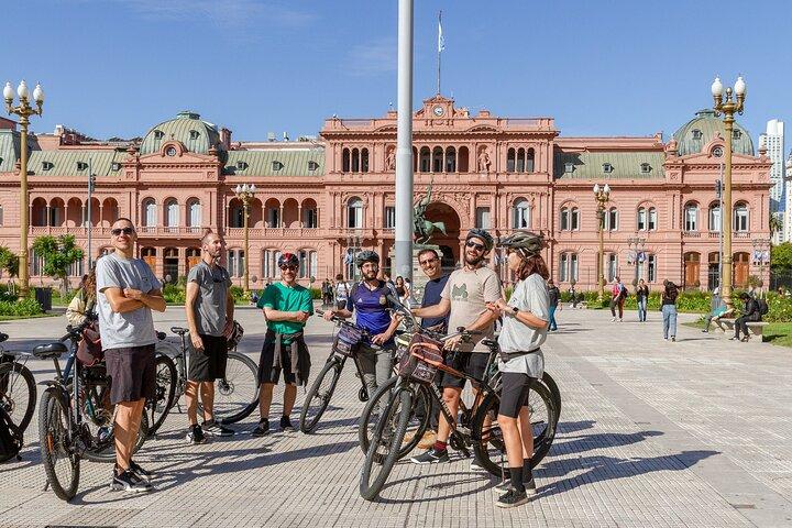 Cultural Immersion Experience by Bike around old BA Max 6 ppl
