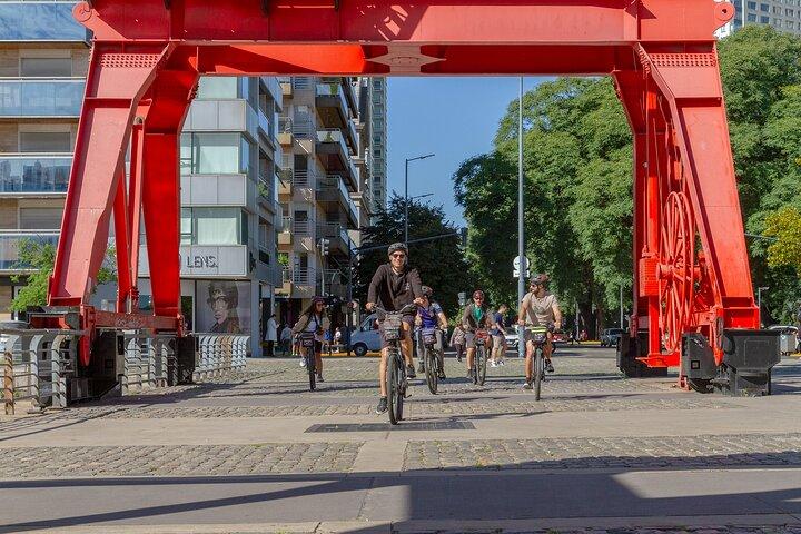 Cultural Immersion Experience by Bike around old BA Max 6 ppl