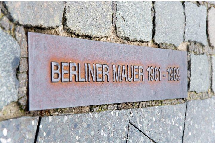 Berlin Political District Self Guided Treasure Hunt for Kids 5-12
