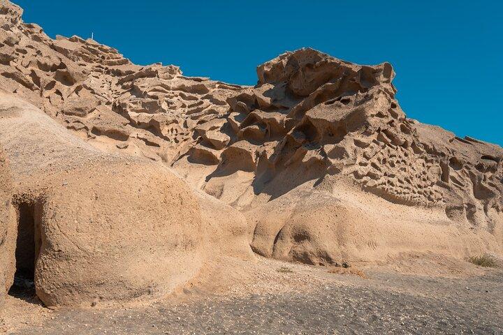 Santorini Unlocked: Private Tour with Local Guide & Driver