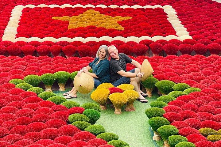 Hanoi: Quang Phu Cau Incense Village & Ninh Binh Small Group Tour