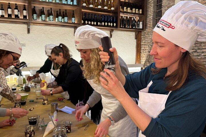 Traditional Cooking Class with Wine Pairing in Rome