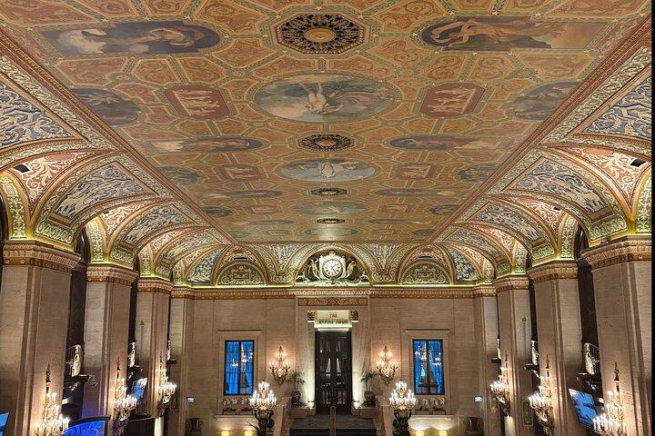 Chicago Architecture and True Crime History Tour