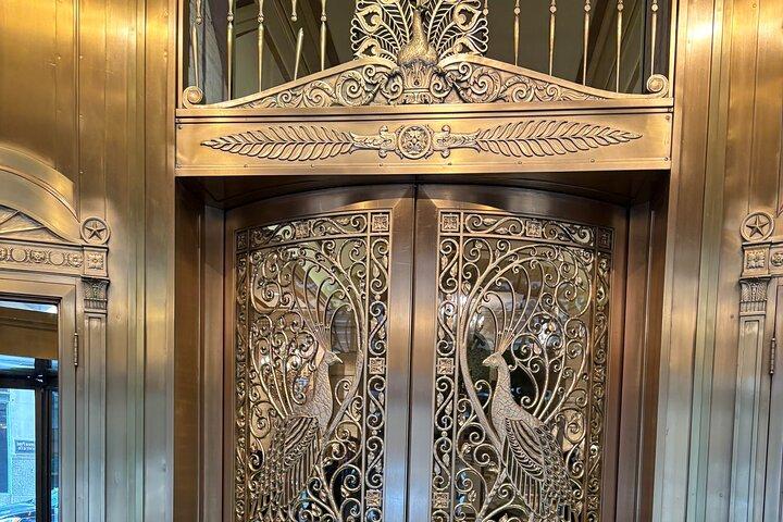 Chicago Architecture and True Crime History Tour
