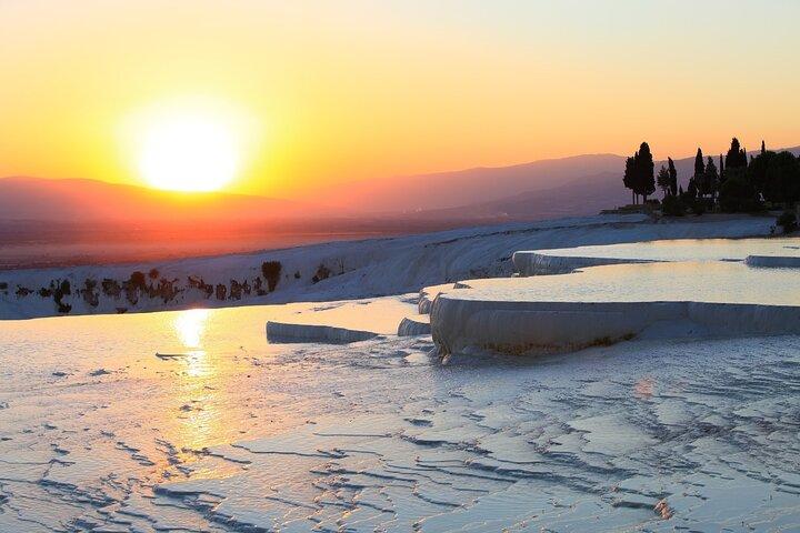 Pamukkale&Hierapolis Tour With Lunch From Antalya