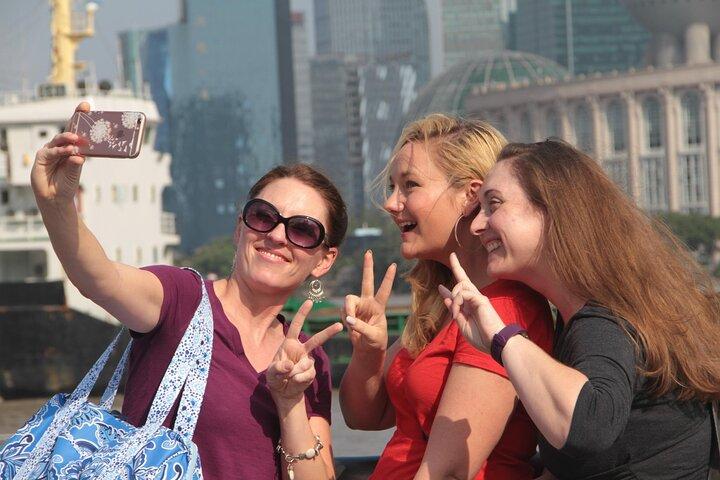 Private Shanghai Full Day City Tour with Old and New Highlights