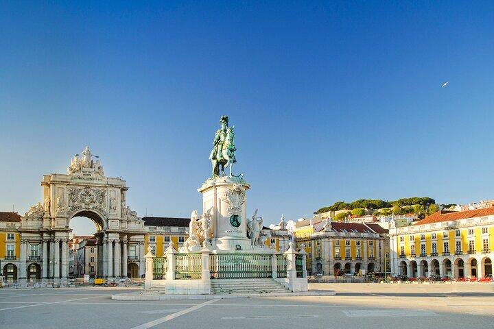 Lisbon Old Town Tuk Tuk Tour