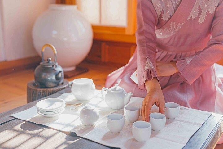 Rakkojae Seoul Hanbok Traditional Tea Ceremony One Day Class
