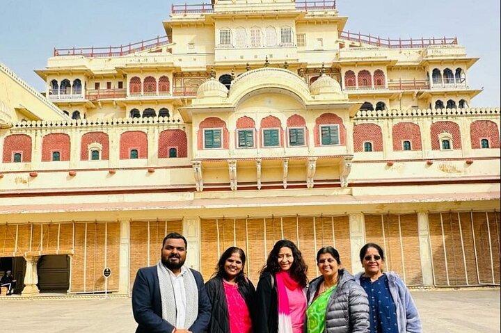 Jaipur Rickshaw Tour Jantar Mantar City Palace