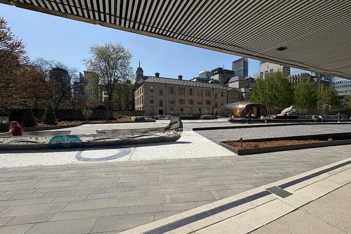 Casual & Fun Historic Downtown Toronto Tour + Old Town Toronto