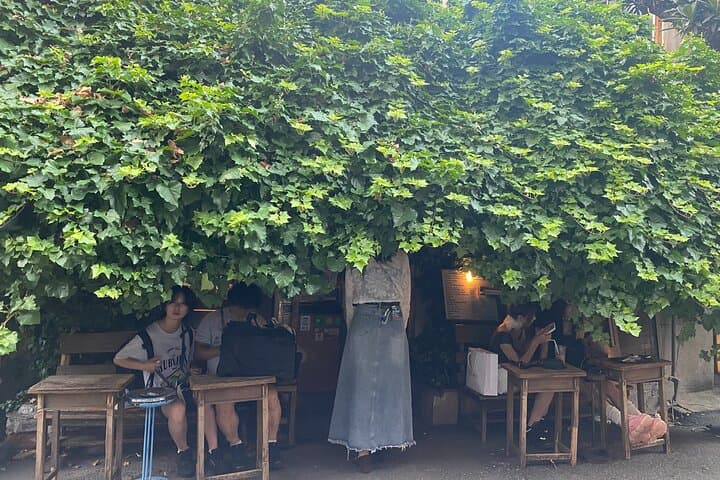 Osaka Stroll Retro Cafes and Timeless Sights