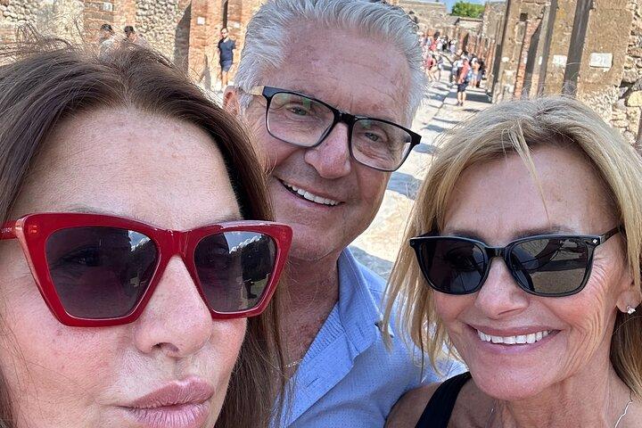 Transfer from Naples to Pompeii or Vice Versa