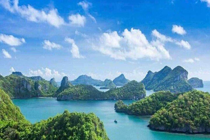 Ang Thong Marine Park Adventure with Kayaking and Lunch