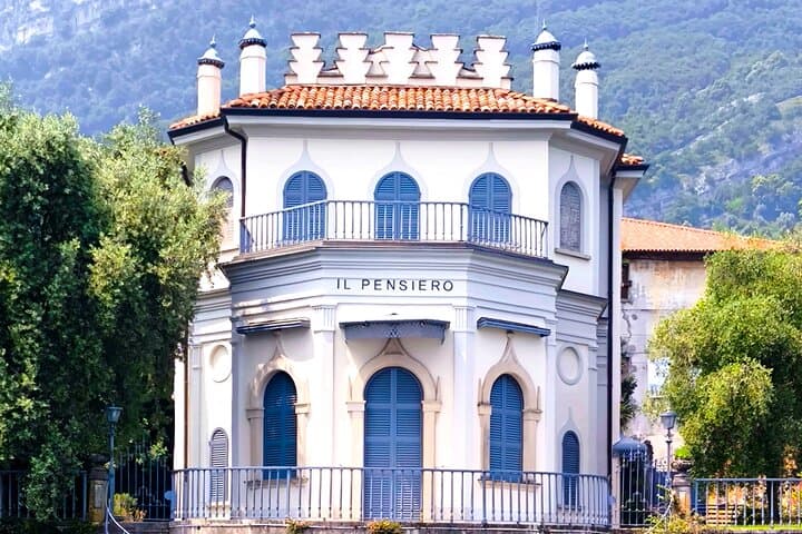 Lake Como 2 Hour Private Boat Tour