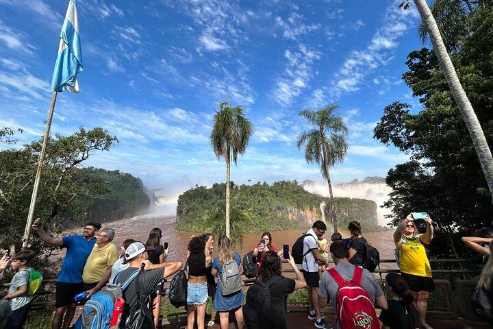 Private excursion to both sides of the Iguaçu Falls