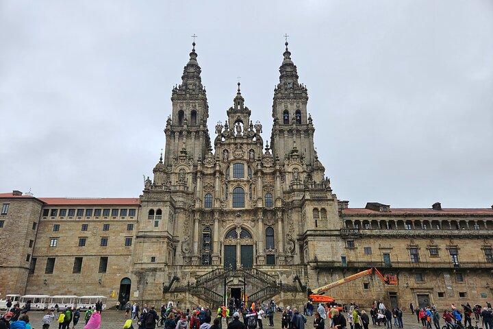 Transfer or Disposal- Porto to Santiago Compostela or reverse