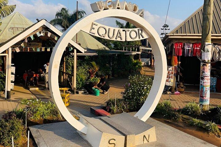 Uganda Equator Line tour in Kayabwe with Lunch & transfers