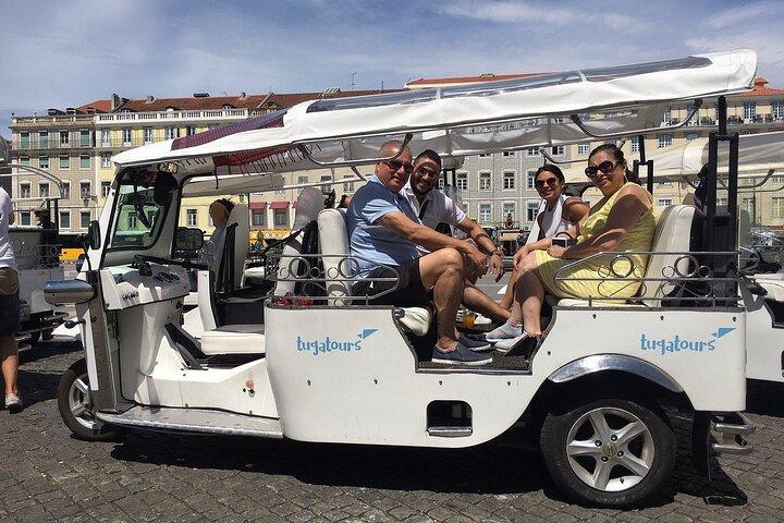 Lisbon Tuk Adventure: Secret Views, Hidden Streets Local Stories