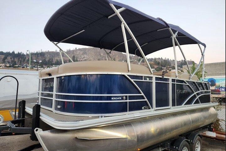 Sylvan Mirage Party Pontoon Boat Rental