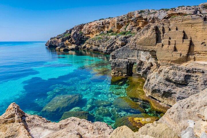Egadi Islands Tour Favignana Levanzo by Boat with Lunch from Trapani