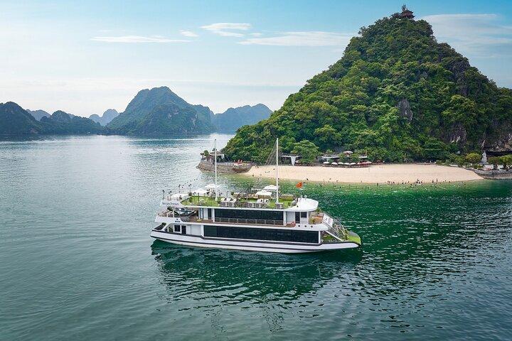 From Hanoi: Ha Long Bay Day Trip - Luxury Cruise & Buffet Lunch