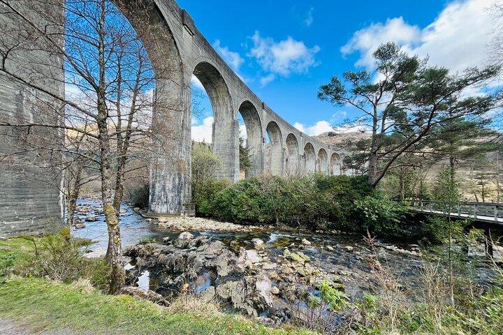 Glasgow: Glenfinnan Viaduct & The Highlands