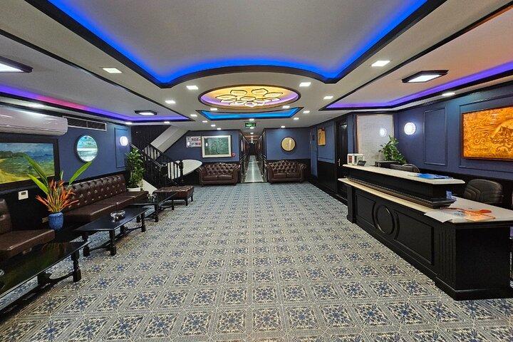Premium Cruise 2 Days 1 Night in Ha Long Bay & Lan Ha Bay