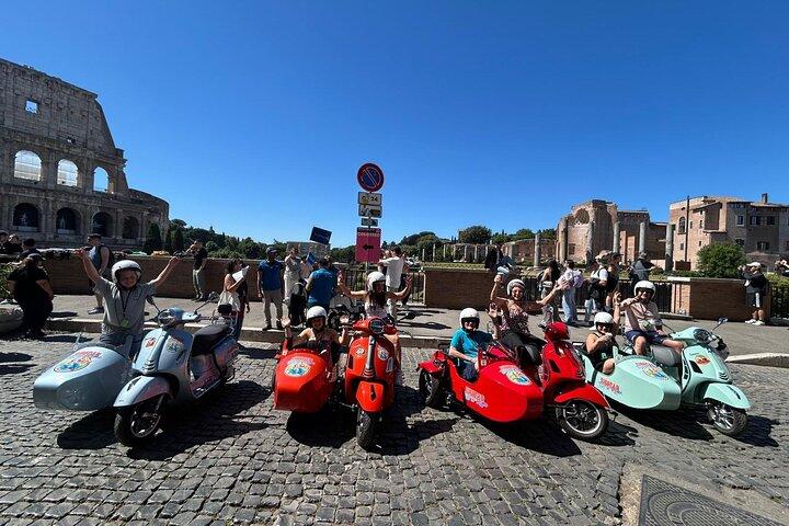Rome Sunset Vespa Sidecar Tour with Panoramic Prosecco Toast