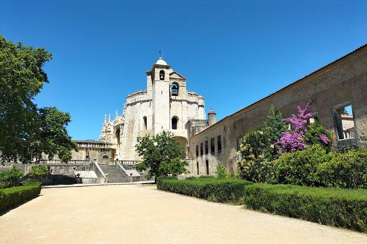 Tomar and Almourol Knights Templar Day Private Tour from Lisbon