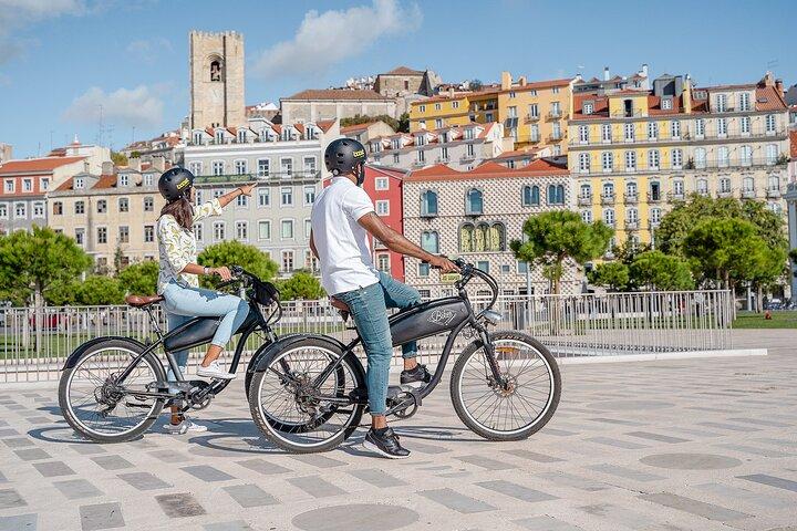 Lisbon Regular or Electric Bike Rental