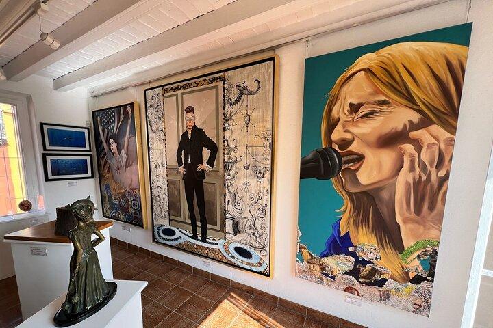 San Miguel de Allende Art Galleries Walking Tour