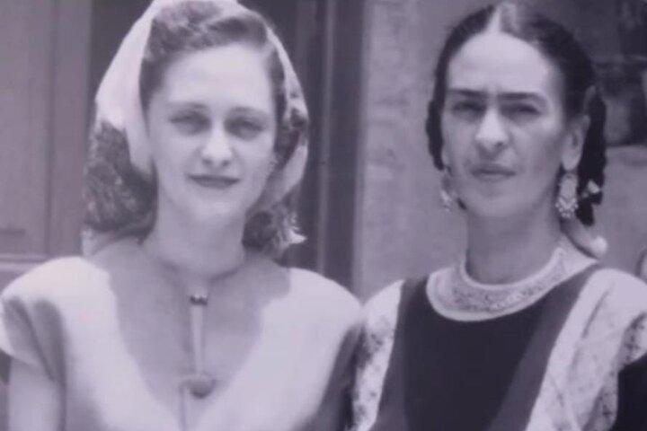 EXCLUSIVE TOUR Frida Kahlo Museum (Red House) - small groups